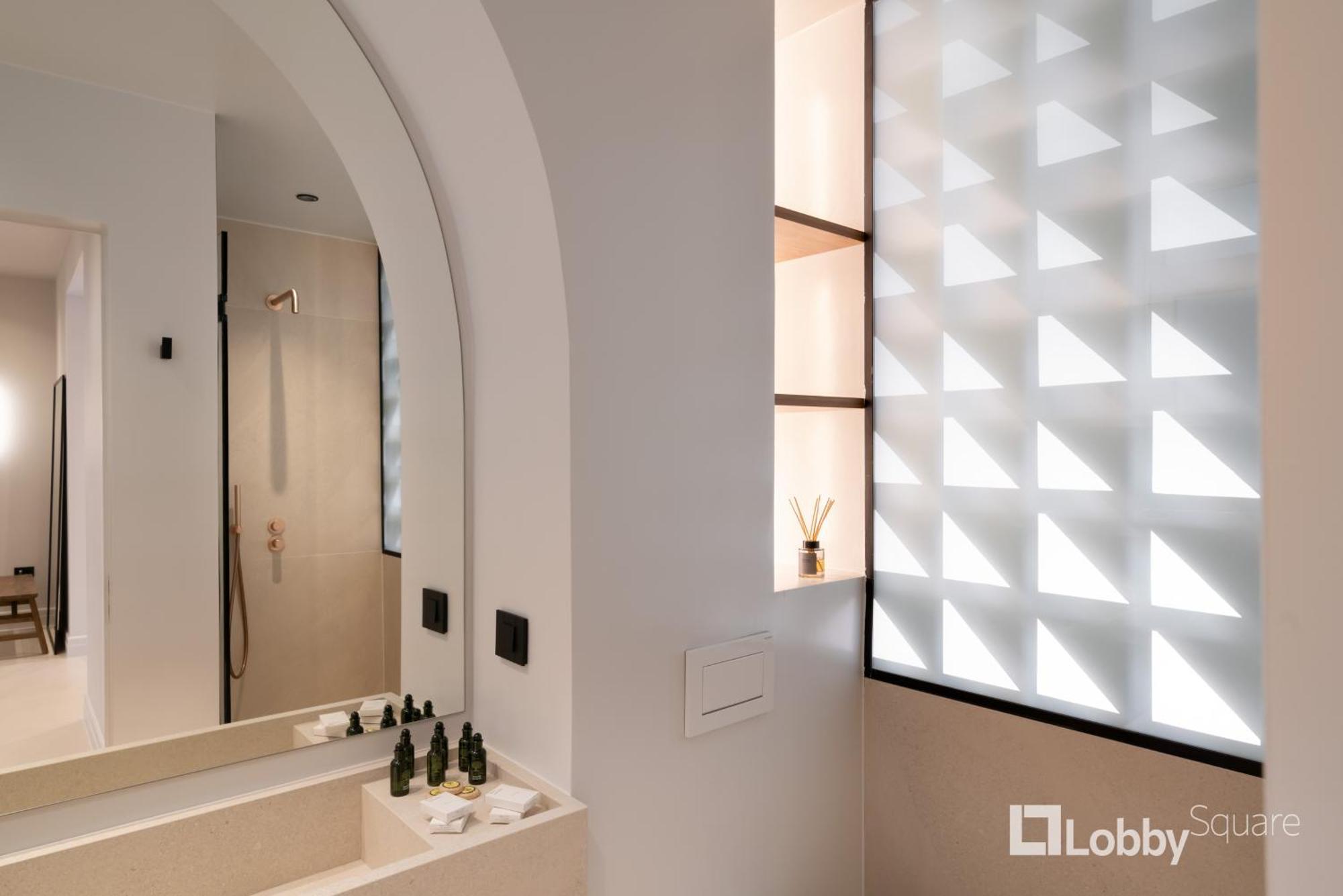 Muse Apartment By Lobbysquare Athen Exterior foto